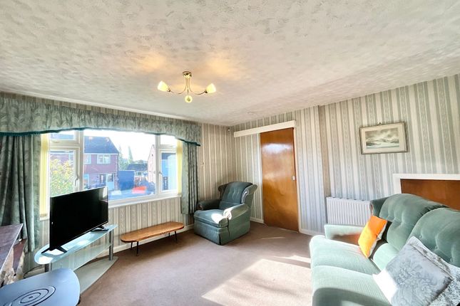15 Goldhurst Drive, Stoke-On-Trent photo 2