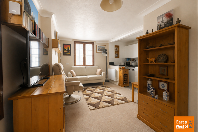 Flat 15, Grove House, Fore Street, Exeter photo 2