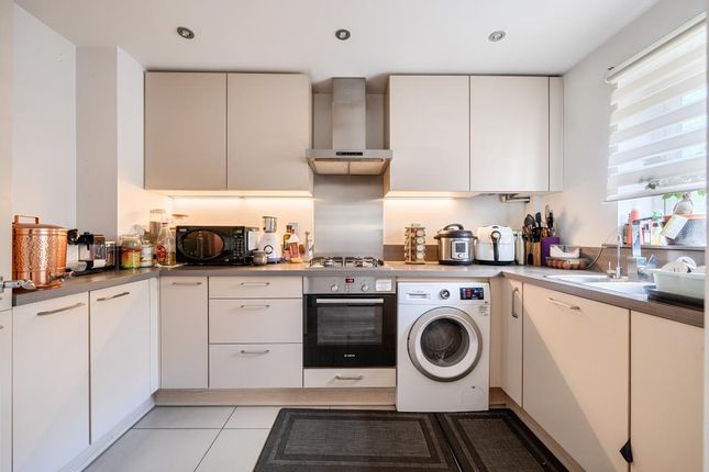21 PADWORTH AVENUE, Padworth Avenue, Reading photo 4