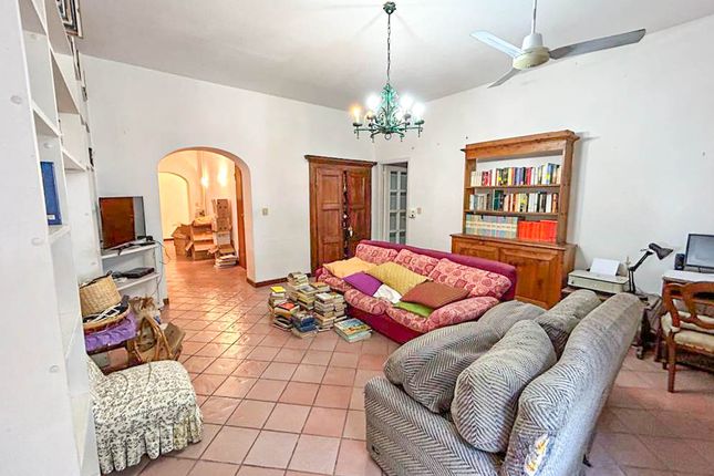 Villa for sale in Via Montanara, Cecina, Livorno, Tuscany, Italy