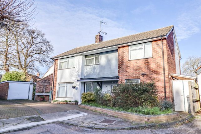 Thumbnail Detached house for sale in Bawn Close, Braintree