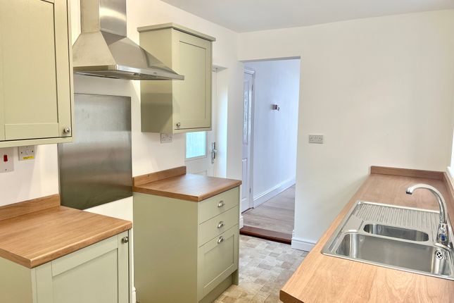 Thumbnail Flat to rent in St. Peters Road, March