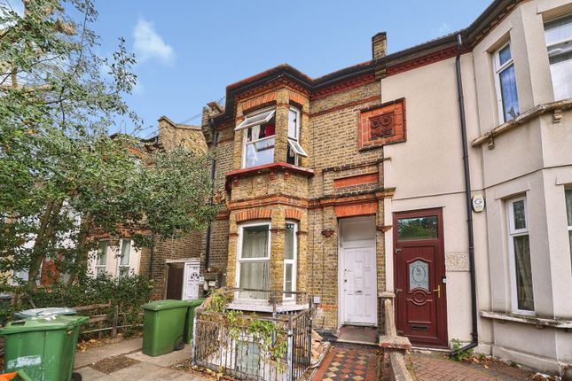 367, Upton Lane, London photo 2