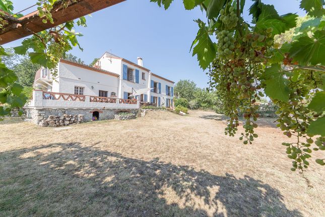 Detached house for sale in Céret, 66400, France