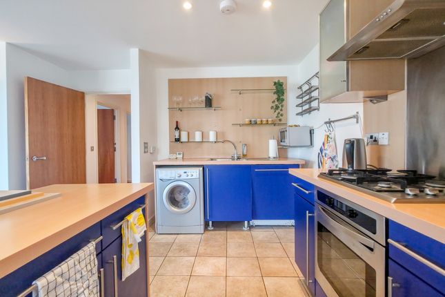Flat 85, Building 45, Hopton Road, Royal Arsenal photo 3