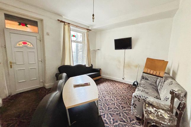 17, Alexandra Street, Bradford photo 4