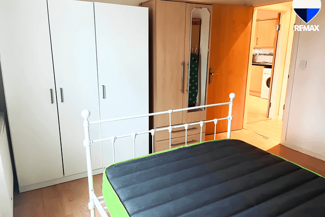 Flat 10, Zurich House, 6, Hatfield Road, London photo 4