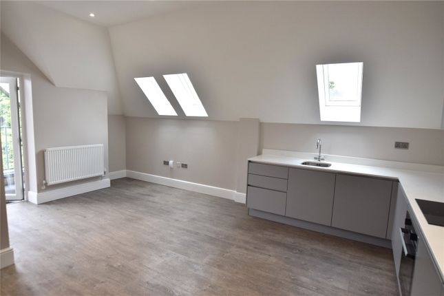 Flat 8, 37, Kingswood Lane, Warlingham photo 3