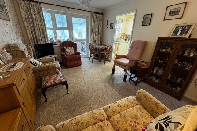 35, Victoria Place, Wimborne photo 5