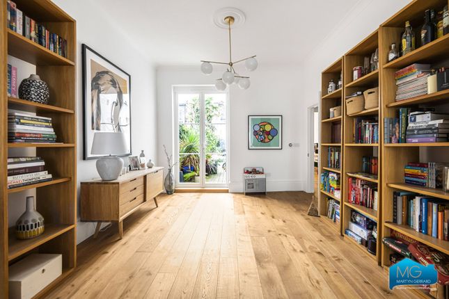 8, Park Hall Road, London photo 4