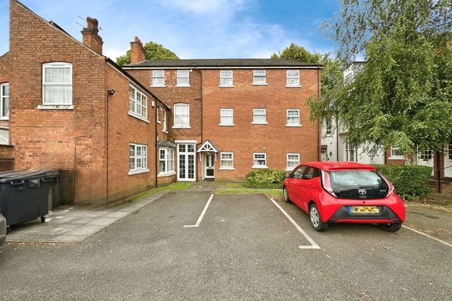 Thumbnail Flat for sale in Shaftesbury Road, Leicester