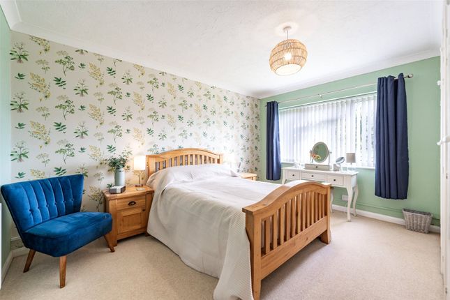 Flat for sale in Sea Lane, Ferring, Worthing