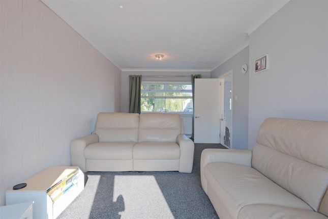 144, Alexander Street, Wishaw photo 3