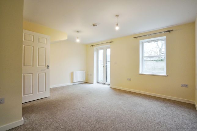 7B,, Tregarth, St. Austell photo 3