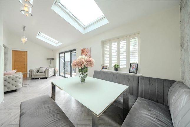 131, Carr Road, Leeds photo 4