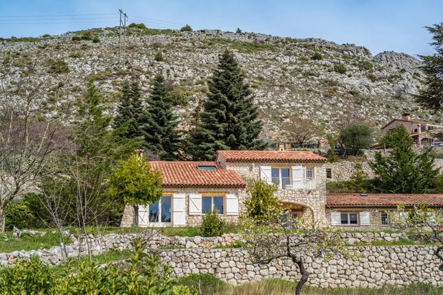 Villa for sale in Gourdon, Vence, St. Paul Area, French Riviera