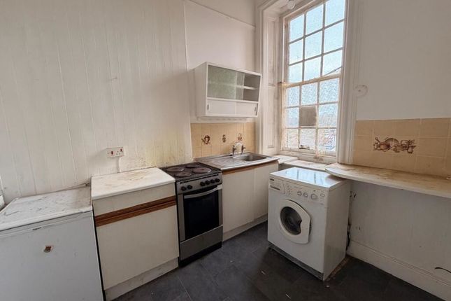 Flat 5, 14 Highlands Mansions, 119, Pevensey Road, St. Leonards-On-Sea photo 4