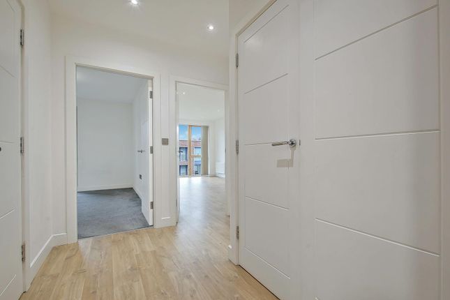21 Ebony Crescent, Barnet photo 4