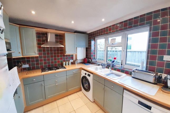 31, Elm Grove, Barnham photo 2