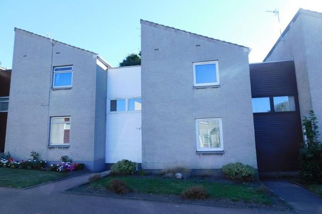 3 bed terraced house to rent in Craigiebarn Road, Dundee DD4