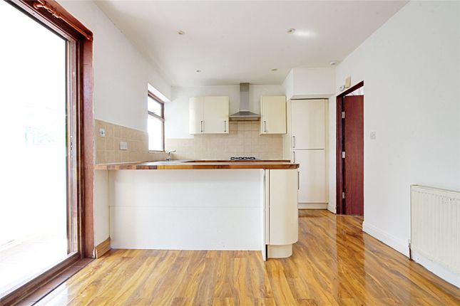 12, Shaw Road, Enfield photo 4