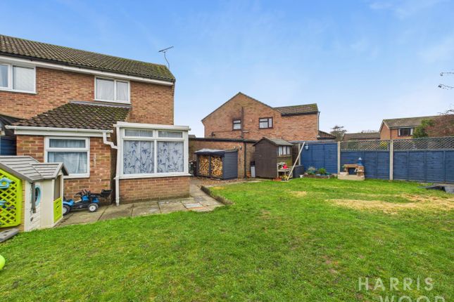 8 Furrow Close, Stanway, Essex photo 4