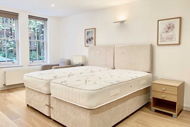 Flat to rent in 1 Bed, Lexham Gardens, Kensington