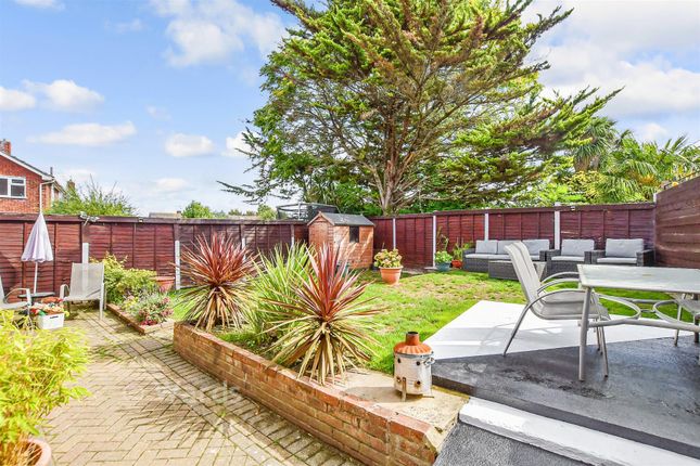 3-bed semi-detached on 2, Marsh Way, Aylesford, £390,000