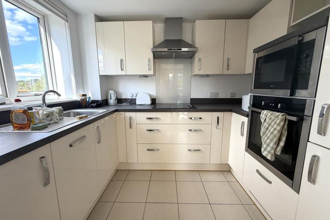 Flat 20, 1, Moorfield Road, Uxbridge photo 2
