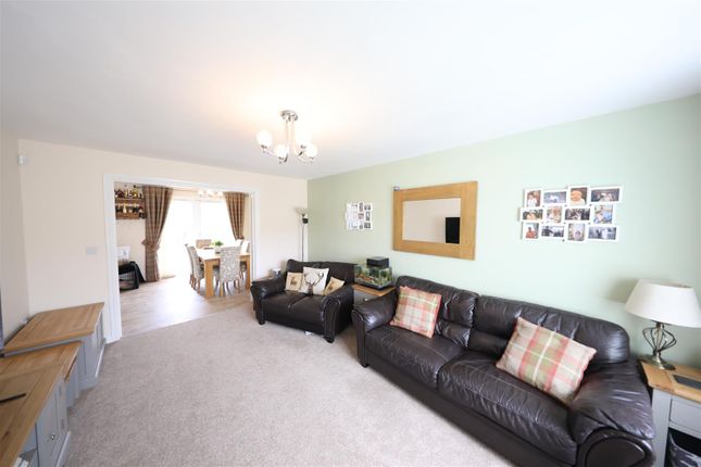 Detached house for sale in Chartwell Gardens, Kingswood, Hull