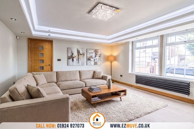 54 Ravens Lodge Terrace, Dewsbury photo 2