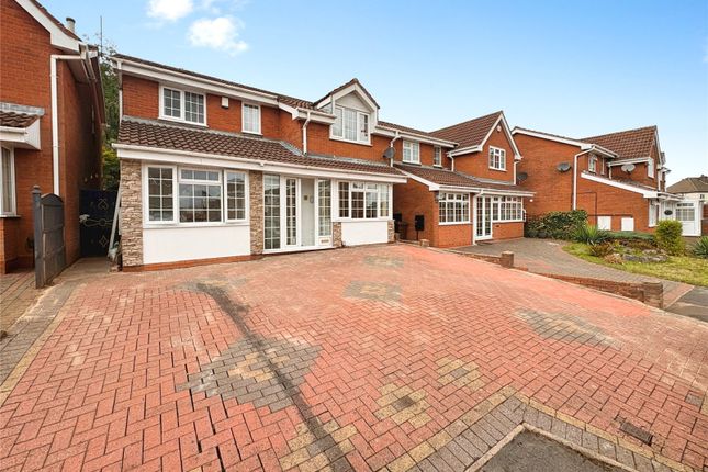 5 bed property for rent in Byfleet Close, Bilston, West Midlands WV14
