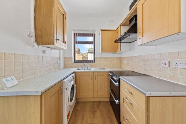 18 Pinewood Avenue, Warrington photo 4