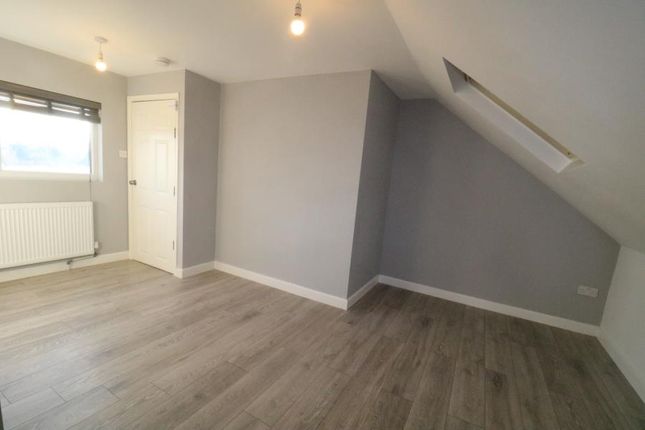 Thumbnail Room to rent in Lytton Avenue, Enfield