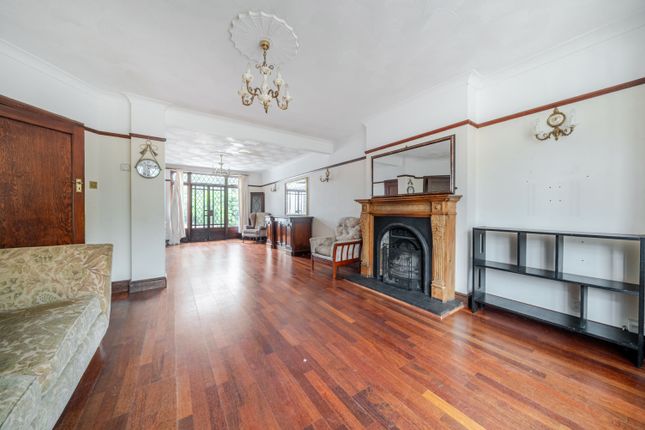 49, Eltham Palace Road, London photo 3