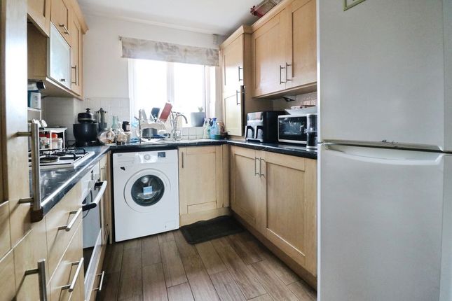 44, Longwood Avenue, Slough photo 4