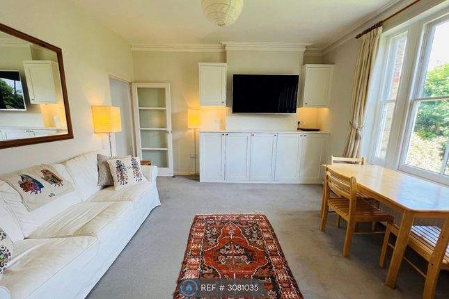 Darlaston Road Wimbledon, London photo 2