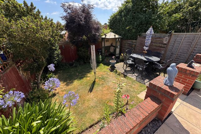 4, Raleigh Court, SPILSBY photo 2