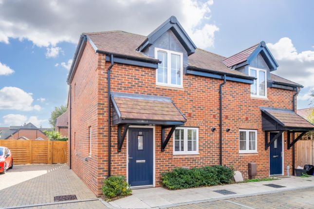 2-bed semi-detached on Farmer Close, Bognor Regis, £325,000
