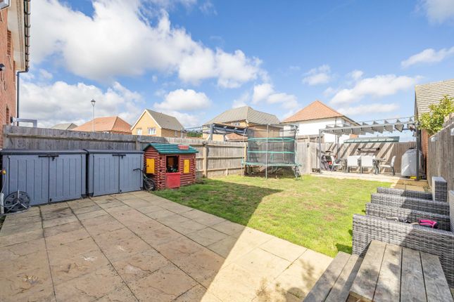 2, Pitman Road, Canterbury photo 4