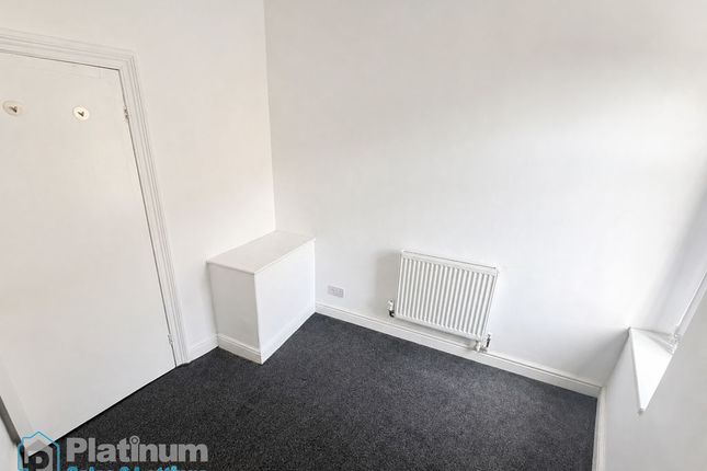 165, Wellington Street, Huddersfield photo 5
