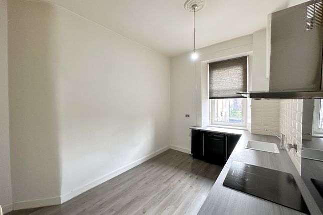 Flat for sale in Victoria Road, Glasgow