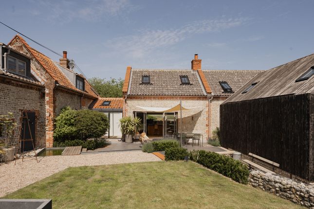 292220 - Seven Whistlers, Salthouse (Exteriors)-21.Jpg