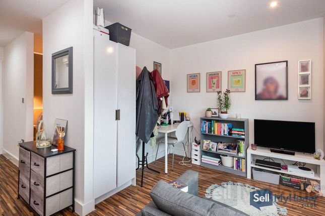 Apartment 403, West Point, 501 Chester Road, Manchester photo 3