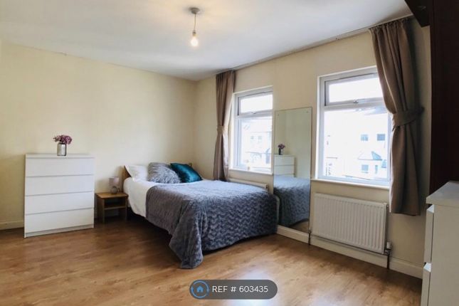 Room To Rent In Avondale Road London N15 Zoopla