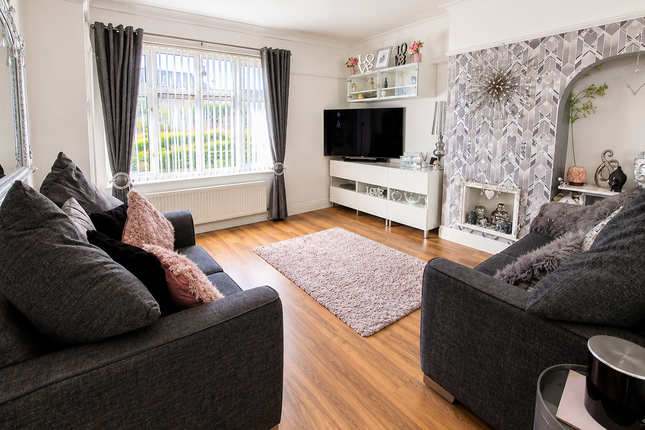25, Butler Road, Dagenham photo 2