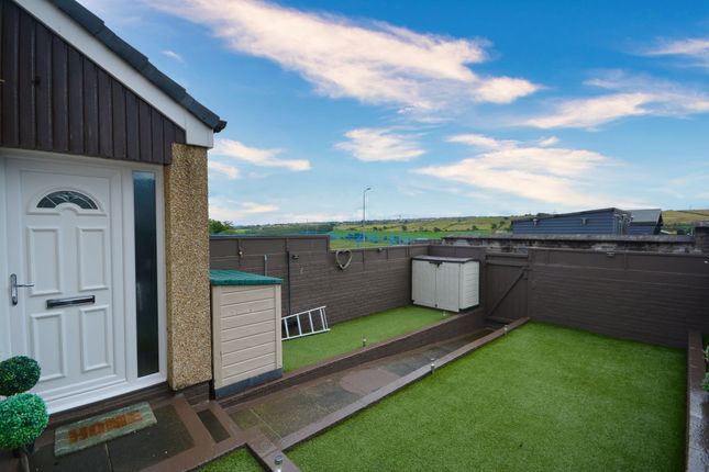 17 Brosdale Court, Falkirk photo 4