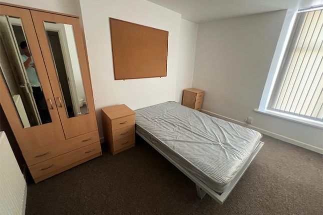 80B, Oxford Street, Swansea photo 4