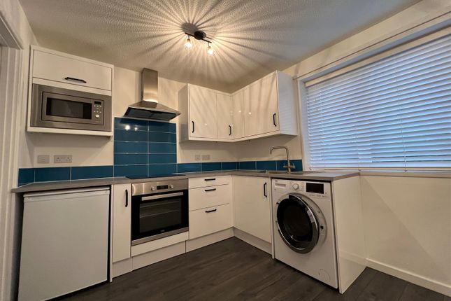 Flat for sale in Hildenley Close, Scarborough