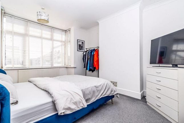 6, Lendorber Avenue, Portsmouth photo 4